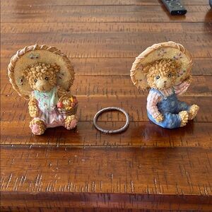 Adorable Bear Figurines with Straw Hats